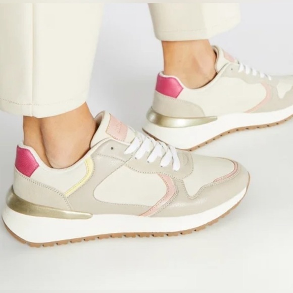 Rue Athletic Sneaker - Picture 8 of 8